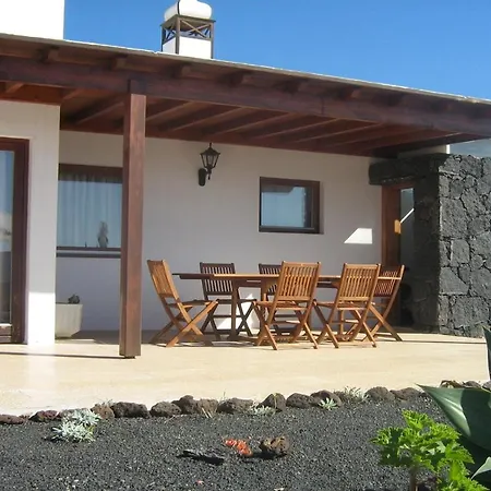Villalia Burgado Aguaviva וילה פלאיה בלנקה